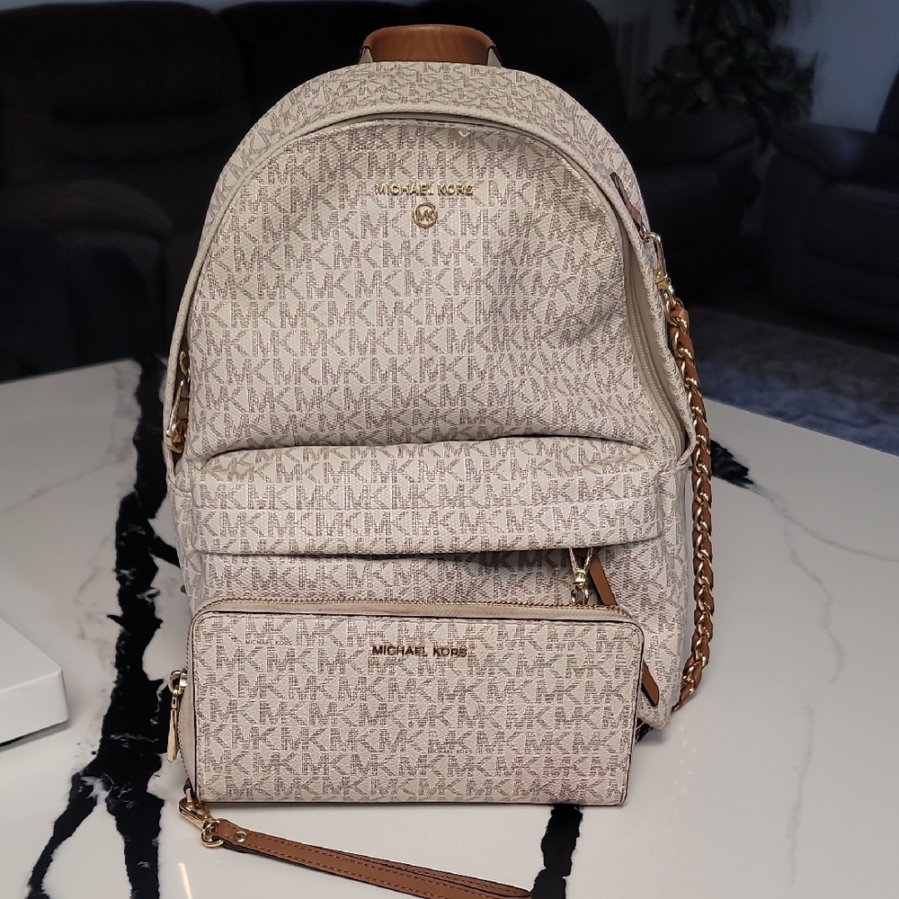Michael Kors Beige Monogram Backpack - Picture 8 of 10